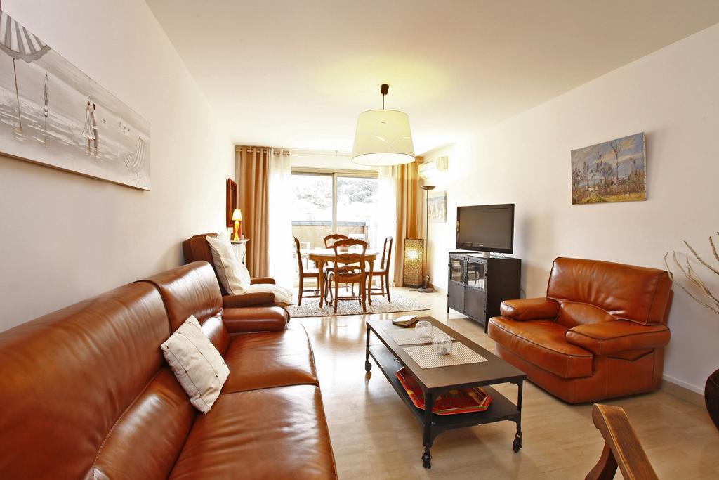 Appartement 6 Personnes Avec Terrasse Le Port ニース 部屋 写真