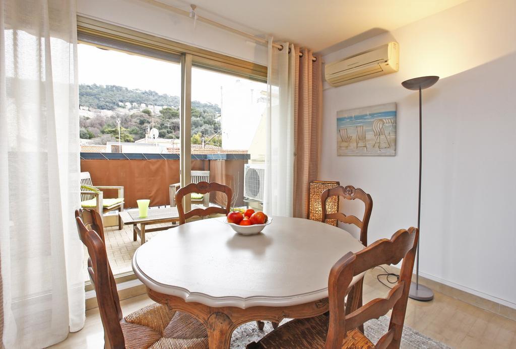 Appartement 6 Personnes Avec Terrasse Le Port ニース 部屋 写真
