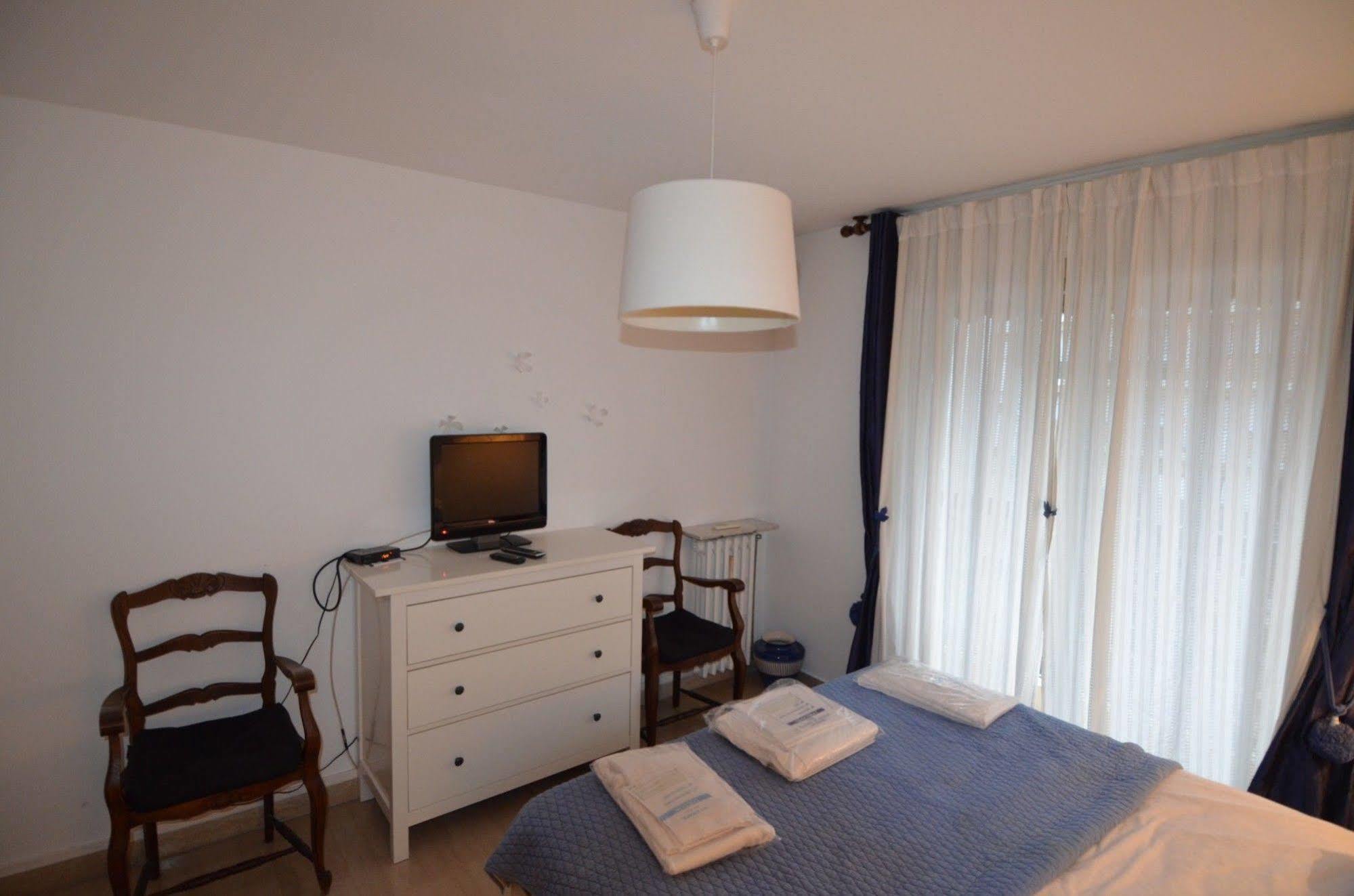 Appartement 6 Personnes Avec Terrasse Le Port ニース エクステリア 写真